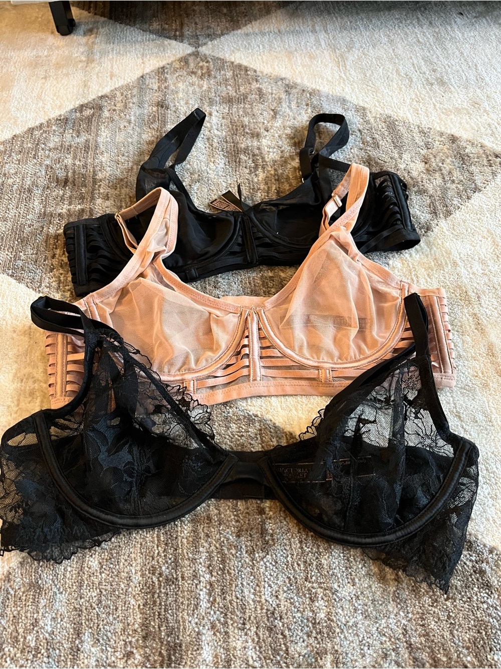 Victoria's Secret 36C unlined bras